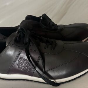 Stylish Black and Purple Men's Sneakers